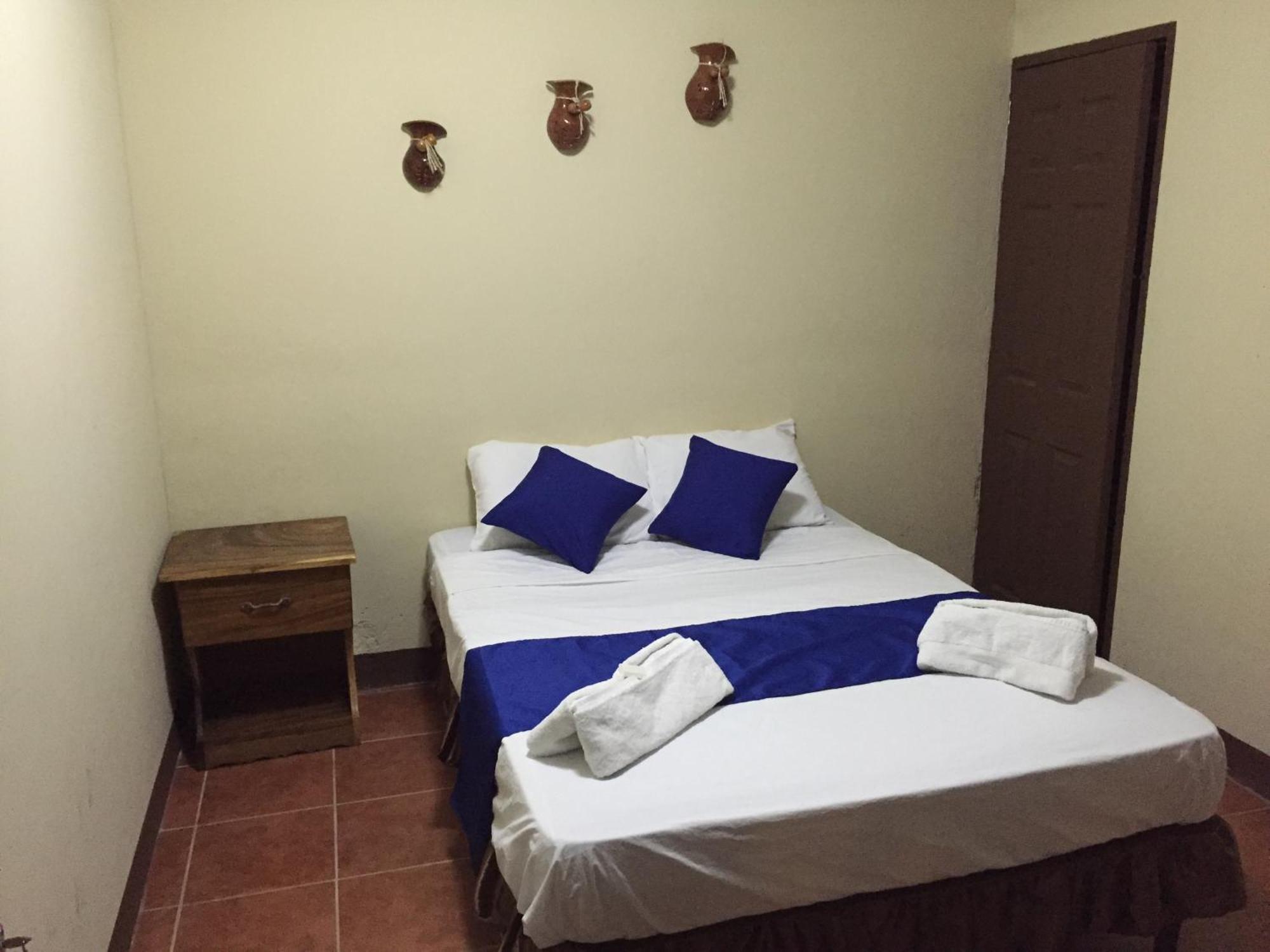 Hostal El Jardin León Chambre photo