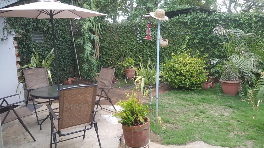Hostal El Jardin León Extérieur photo