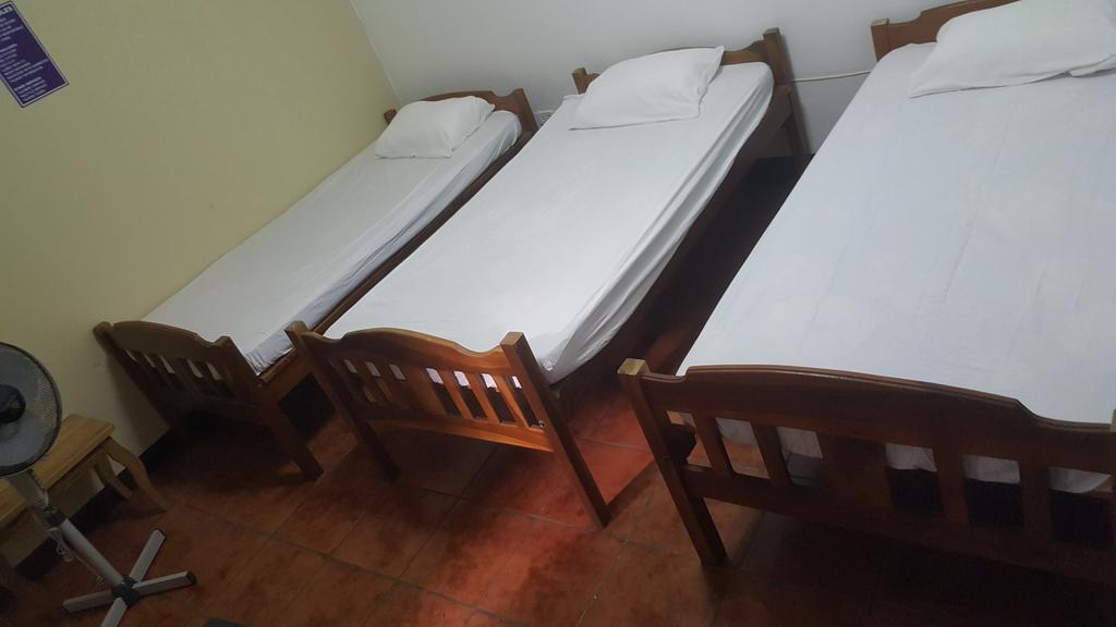 Hostal El Jardin León Extérieur photo